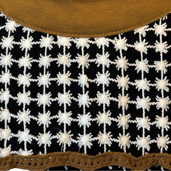 Crochet Open Weave Top - Picture 6 of 9